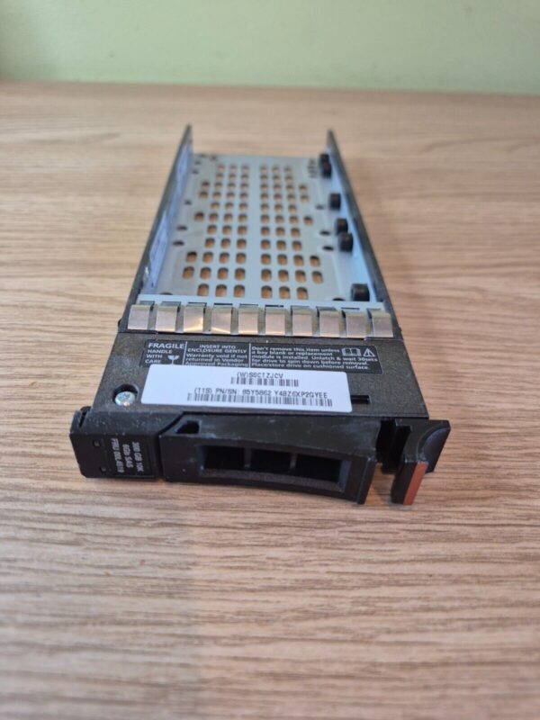 IBM V7000 Gen1 85Y5862 300G 10K SAS 2.5 6G HDD - Image 2