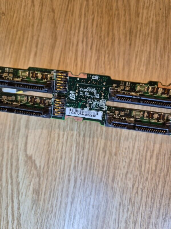HP 692479-001 DL360p Gen8 10-Bay SAS 2.5" SFF Hard Drive Backplane Board - Image 2