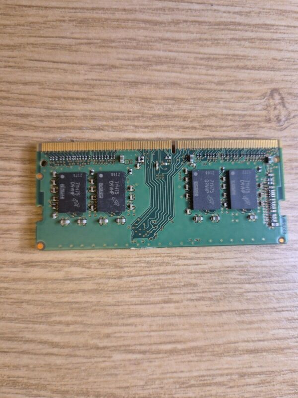 Micron 8GB 1Rx8 DDR4-2400T RAM Memory MTA8ATF1G64HZ  HVD - Image 2