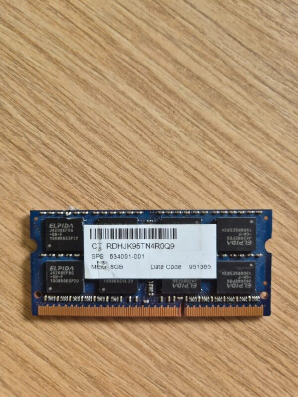 Elpida 8GB 2Rx8 PC3L-12800S DDR3L Laptop Memory RAM EBJ81UG8EFU0-GN-F - Image 2